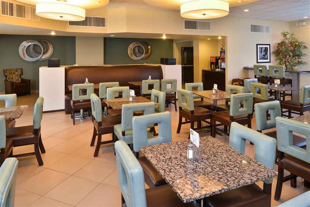 Hotel Hampton Louisville West